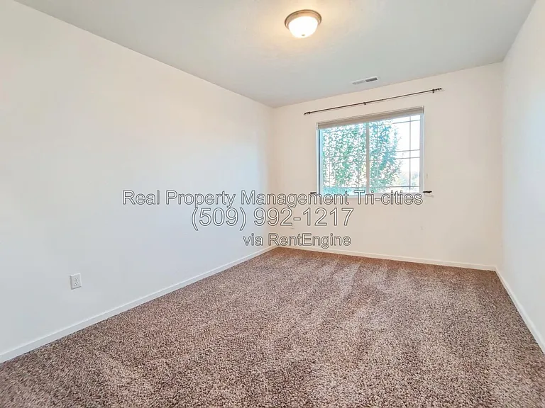 5825 Sidon Ln — Photo 14