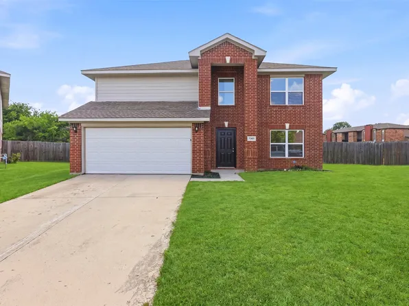 7301 Moon Ridge Ct, Fort Worth, TX 76133