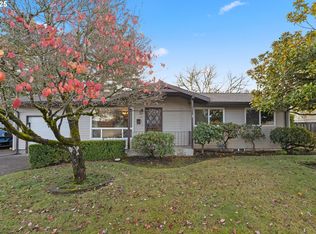 12342 NE Knott St, Portland, OR 97230