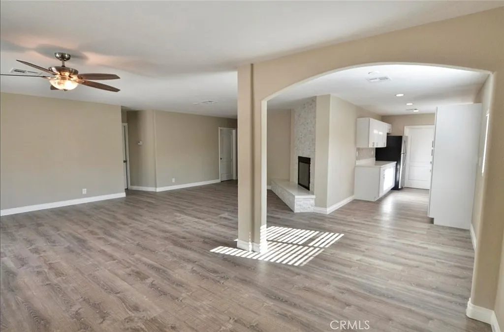 3 bed, 1424 sqft, $2,800 — Photo 2