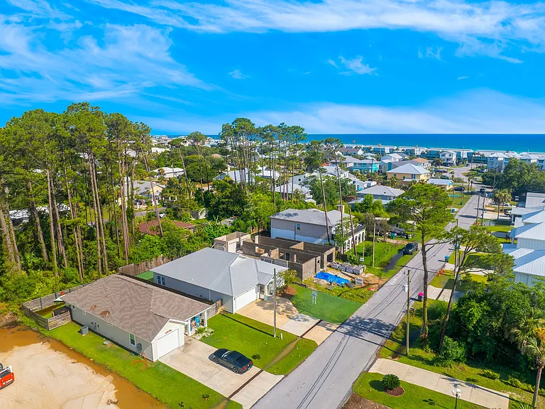 228 Palm Beach Dr — Photo 29