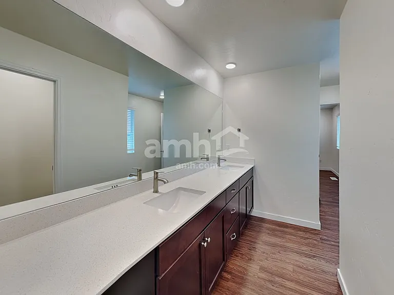 898 N Garnet Creek Ave — Photo 11