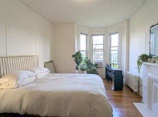 358 12th St APT 4L, Brooklyn, NY 11215