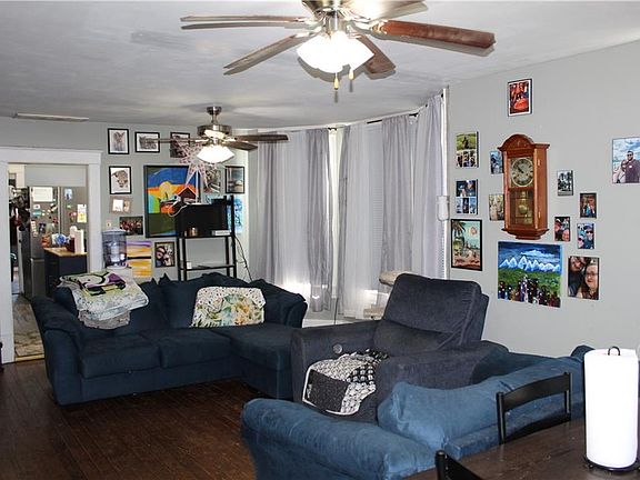 5th image of 724 N 10th St