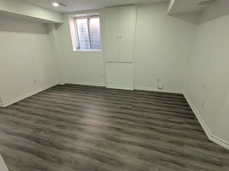 25 Caliper Rd #BASEMENT — Photo 8