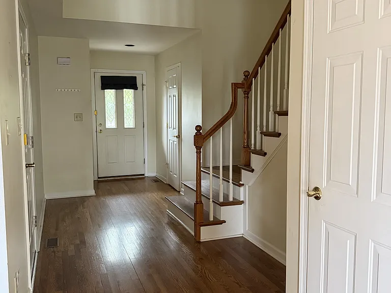 429 Northstar Dr #1 — Photo 3