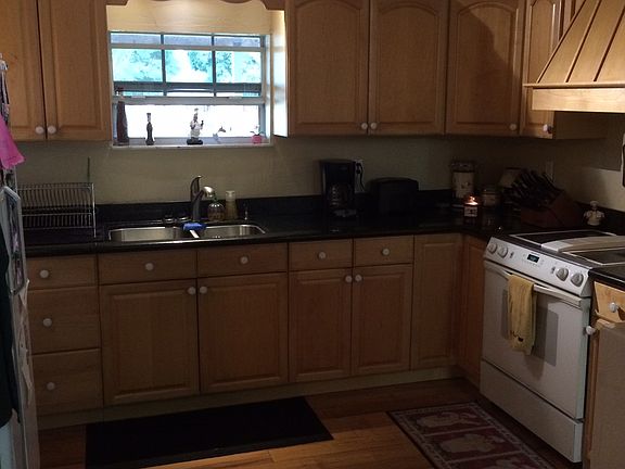 3rd image of 1251 Sherwood Ave