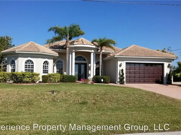613 SE 4th Pl, Cape Coral, FL 33990