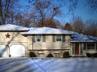 750 N 9th 1/2 St, Monmouth, IL 61462
