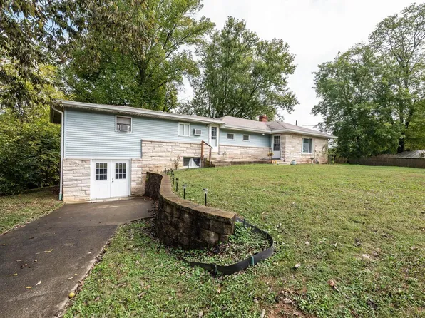 314 W Association St, Ellettsville, IN 47429