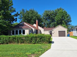 5662 Park St, Mentor On The Lake, OH 44060