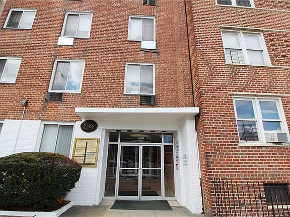 5th image of 3201 Grand Concourse APT 6C