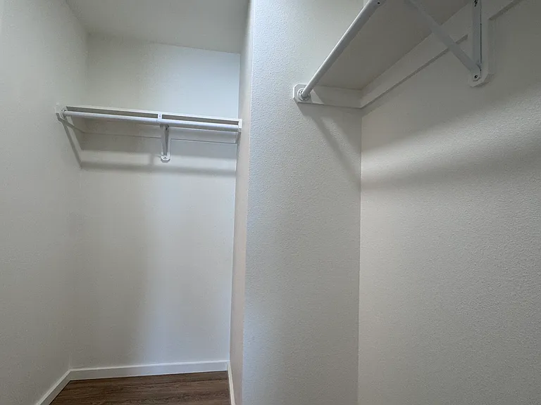 504 Swanee — Photo 29