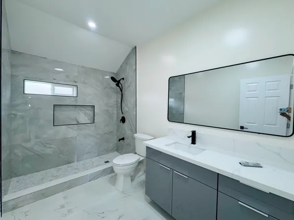 781 Isenberg St #0, Honolulu, HI 96826