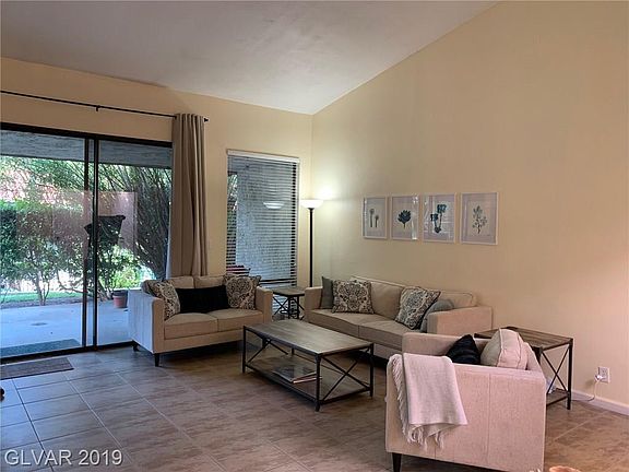 2nd image of 2456 El Paseo Cir