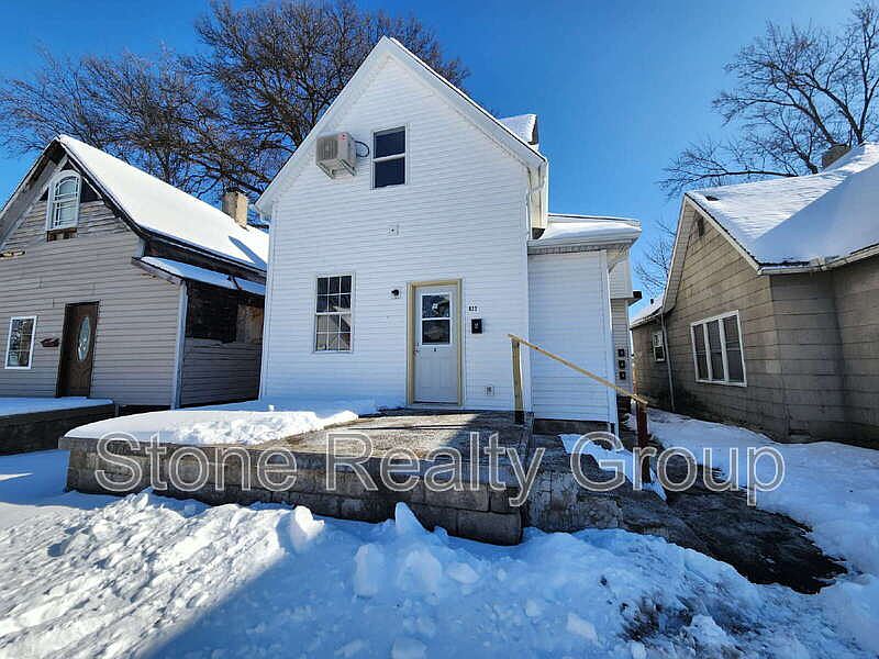 1st image of 624 S 8th St Unit D