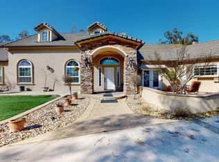 8713 N Oaks Dr, Oakdale, CA 95361