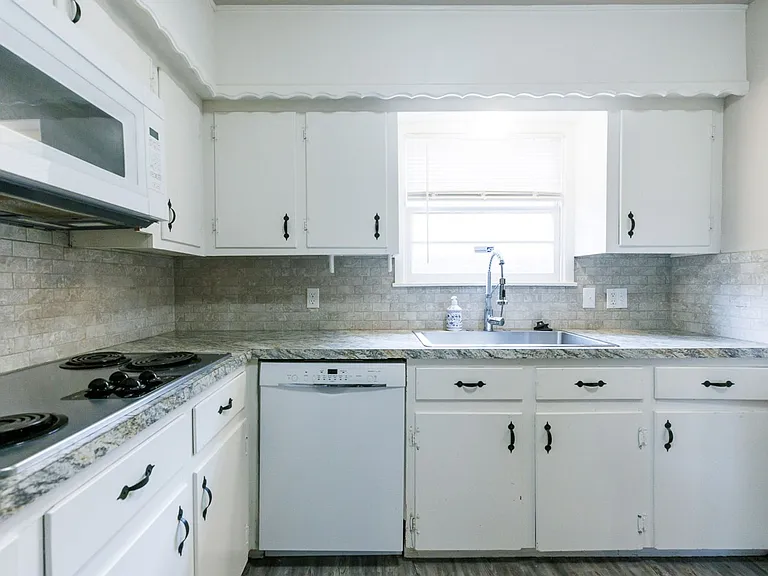 406 Bangor Ave — Photo 13