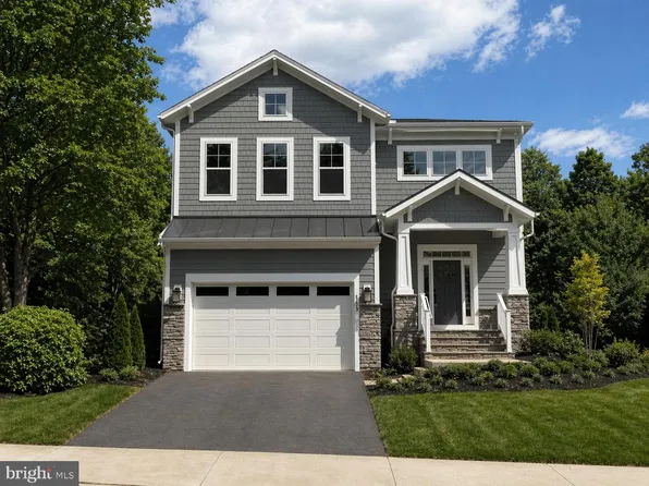 613 Upham Pl NW, Vienna, VA 22180