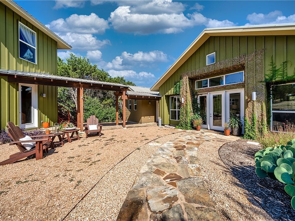 1st image of 511 Hill Country Trl