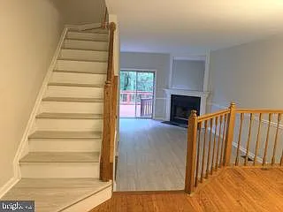 7315 Castleberg Ct — Photo 3