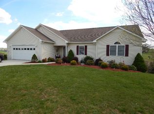 172 Stonebrook Dr, Galax, VA 24333