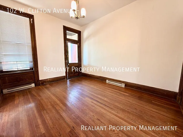 102 W Clifton Ave #1 — Photo 3