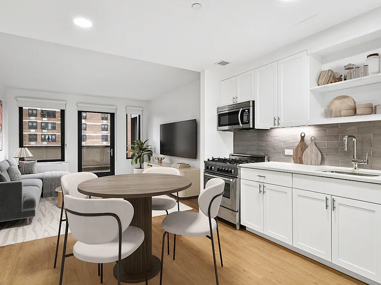 145 Clinton St #3E — Photo 1