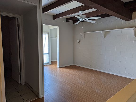 4th image of 1601 N Tyndall Ave APT A2