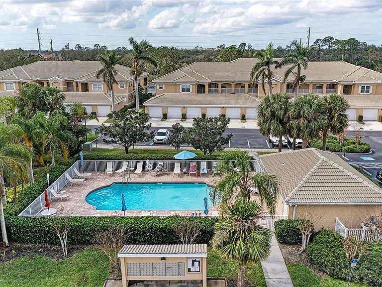 6326 Grand Oak Cir #203 — Photo 43