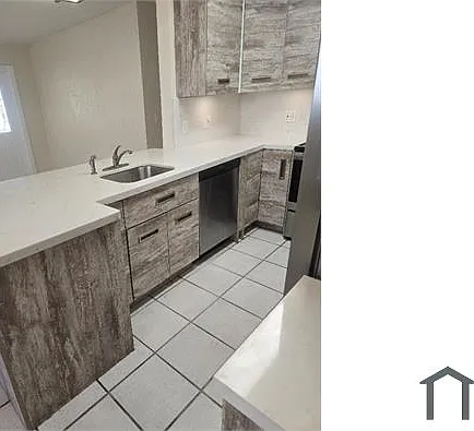 1010 N 69th Way — Photo 12