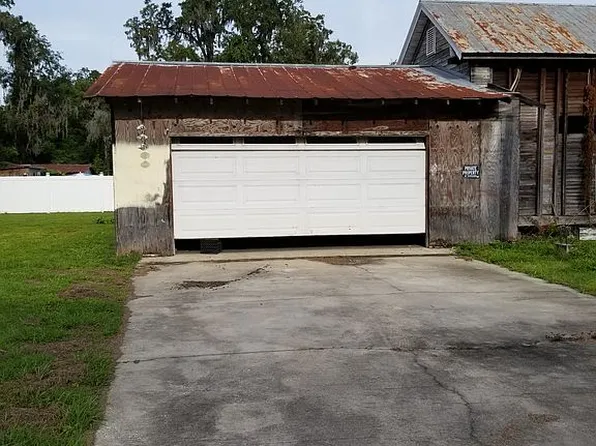 701 Duval St, Live Oak, FL 32064