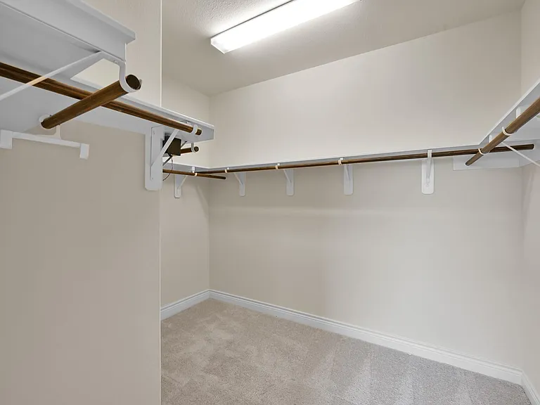 122 Kinnerly Peak Pl — Photo 21