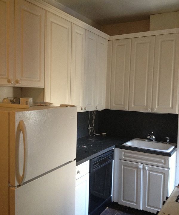 1st image of 254 Seaman Ave APT F10