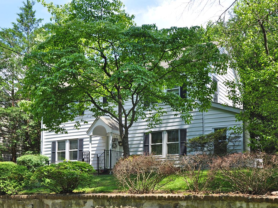 1st image of 18 Scarsdale Ave
