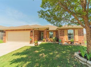 8108 Waters Edge Way, Oklahoma City, OK 73135