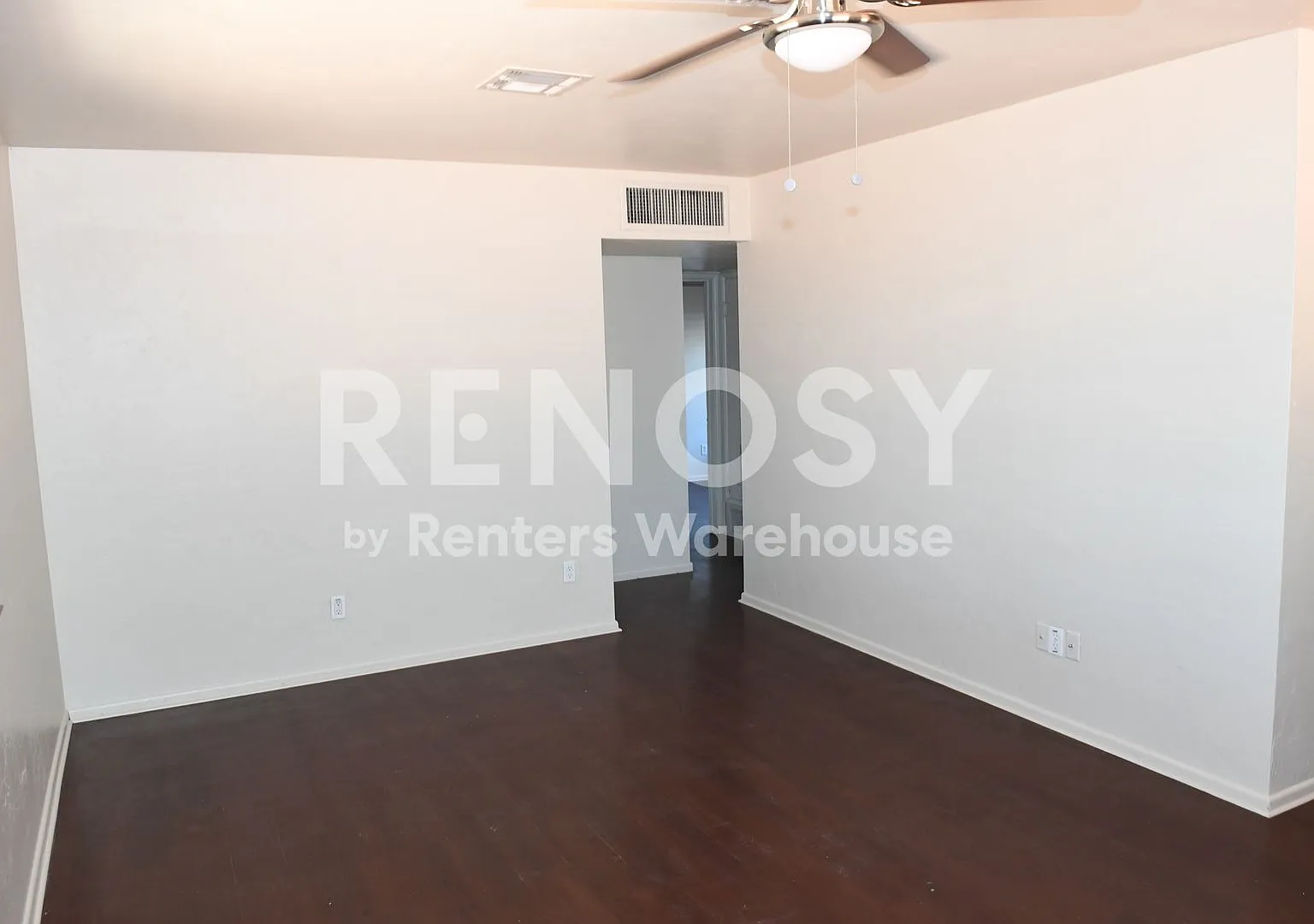 Ideal 2 Br 1 Ba 1 Car Detached Garage Duplex Near 22nd St and Osborn in Phoenix — Photo 4