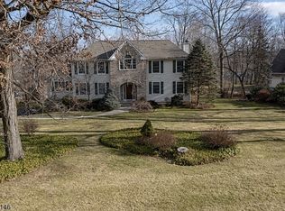 33 Morning Star Dr, Sparta, NJ 07871