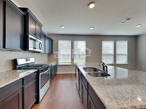 3rd image of 5800 Gerard Dr