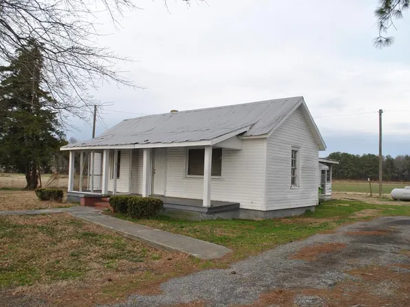 1857 Thirteen Bridges Rd, Enfield, NC 27823