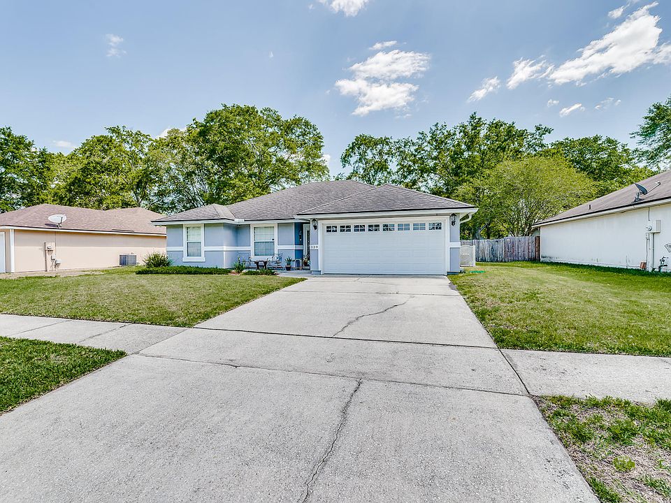 1st image of 139 Mayall Dr W
