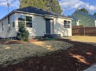 210 SW Ash St, Willamina, OR 97396