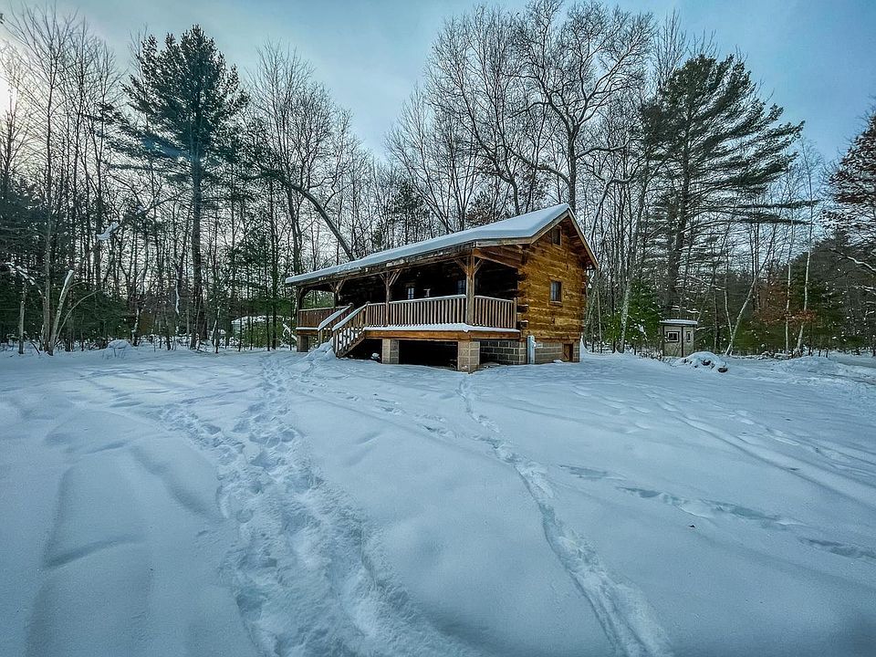 1st image of 1007 Necedah Road