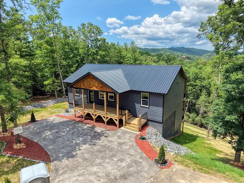 1st image of 140 Short Oak Run