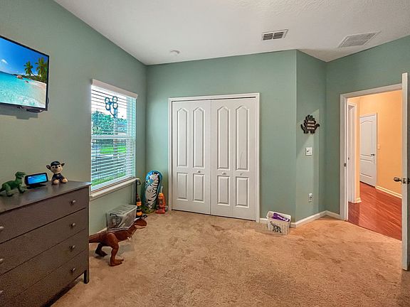 4th image of 174 Asbury Hill Ct