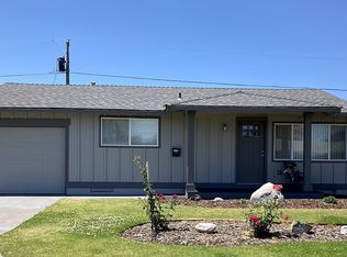 1643 Thompson Rd, Woodburn, OR 97071