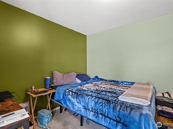 5th image of 23418 66th Avenue Ct E