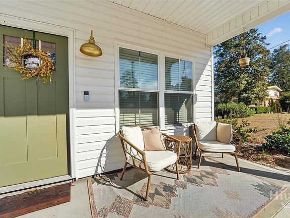 4th image of 301 S Ash Street