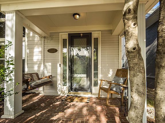 4th image of 1257 Island Pl E