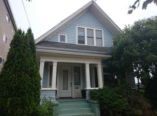 316 N 76th St, Seattle, WA 98103